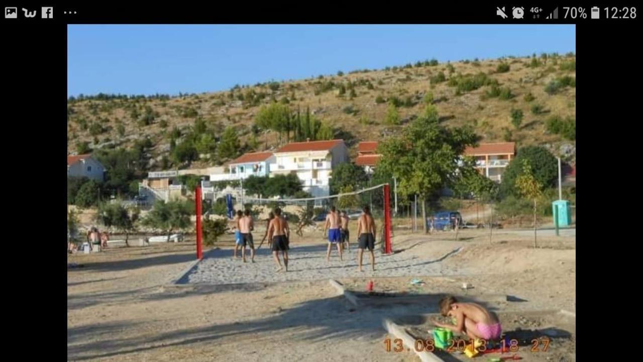 Apartmani Ana - Meka Draga Obrovac Εξωτερικό φωτογραφία