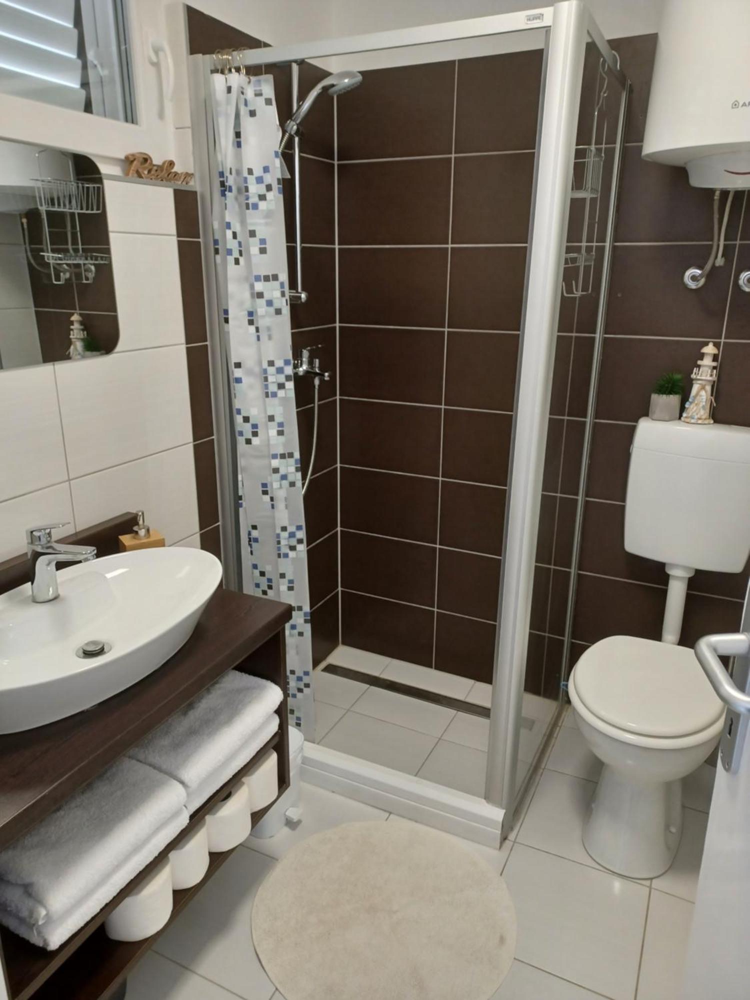 Apartmani Ana - Meka Draga Obrovac Εξωτερικό φωτογραφία